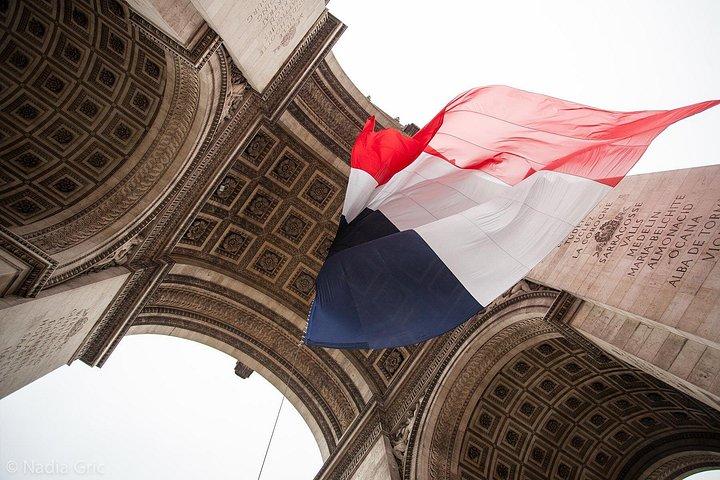 Balade privée de 2 heures aux Champs-Élysées à Paris