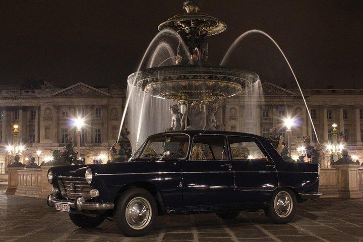 Paris Private Tour dans une Peugeot 404 Française classique