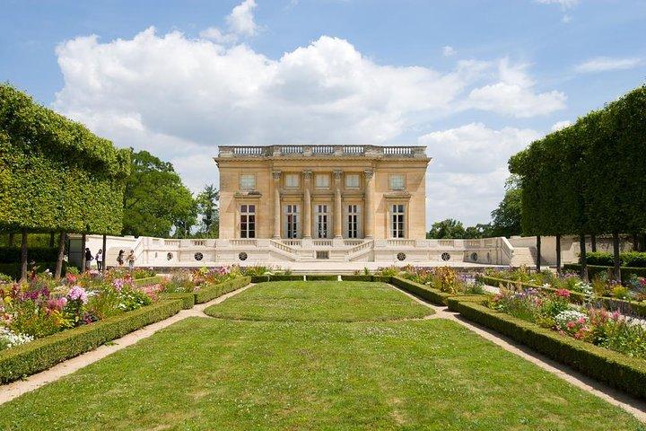 Visite privée d'une journée du château de Versailles avec déjeuner et hameau de la reine