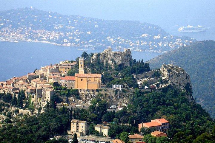 Tour à Antibes, Saint Paul, Nice, Eze et Parfums au départ de Cannes