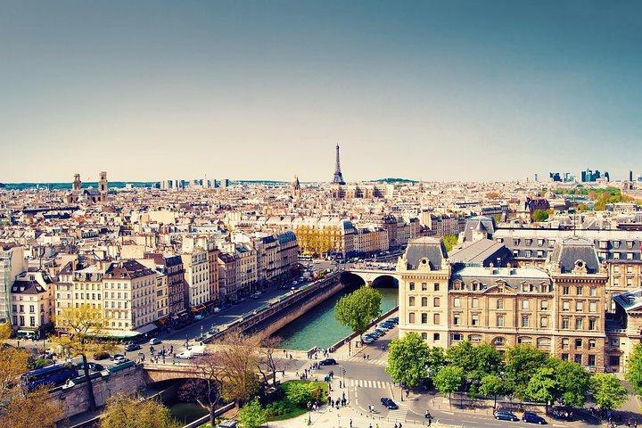 Excursion d'une journée à Paris au départ de Disneyland avec visite de la ville en hop-on hop-off