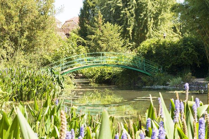 Excursion d’une demi-journée en petit groupe à Giverny avec les jardins de Monet au départ de Paris