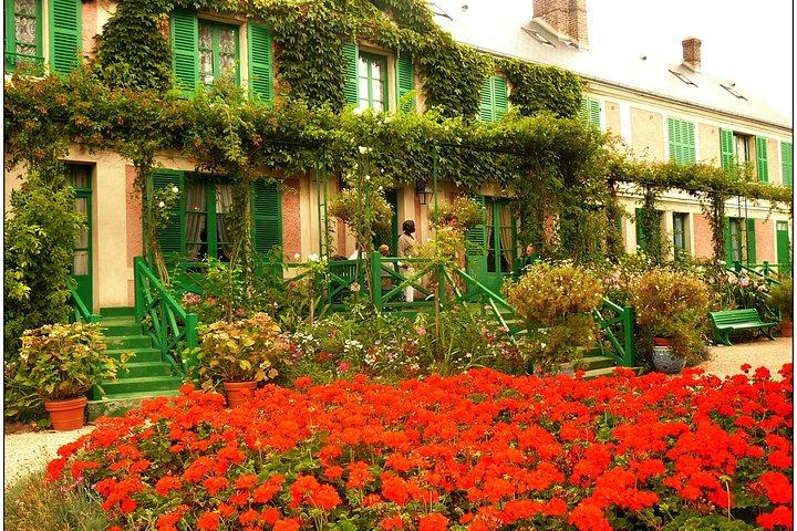 Excursion en voiture privée au jardin de Giverny au départ de Paris