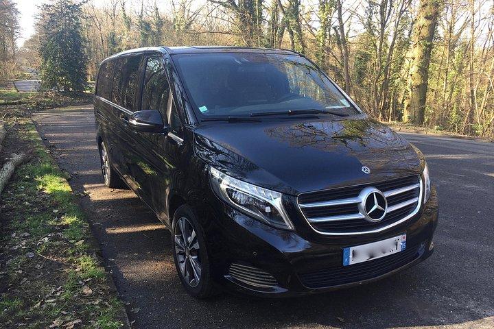 Transfert Van Privé vers ou depuis l'Aéroport de Beauvais Tillé