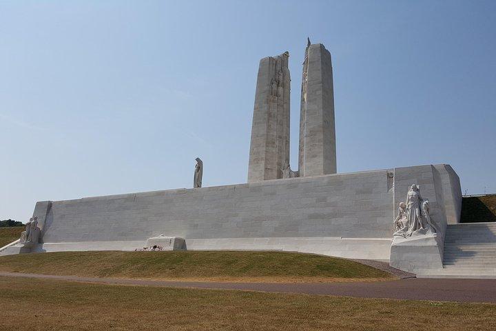 Excursion d’une journée complète aux champs de bataille canadiens de Vimy et de la Somme pendant la Première Guerre mondiale au départ d’Arras