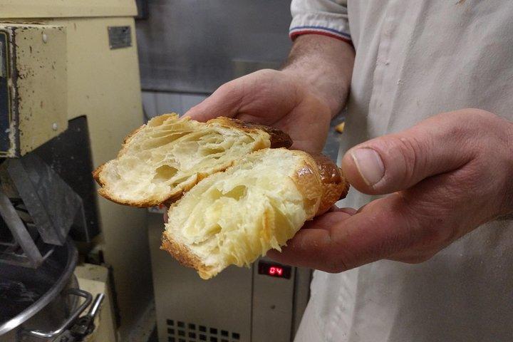 Paris Cours de pâtisserie Française Baguettes et Croissants dans une boulangerie