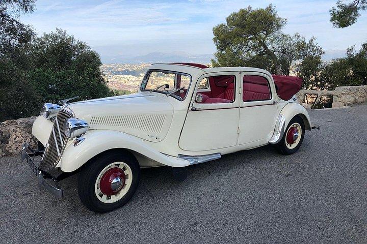 Visite privée en voiture ancienne au départ de Nice