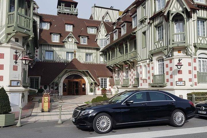 Journée de luxe dans la région parisienne dans une Mercedes avec chauffeur
