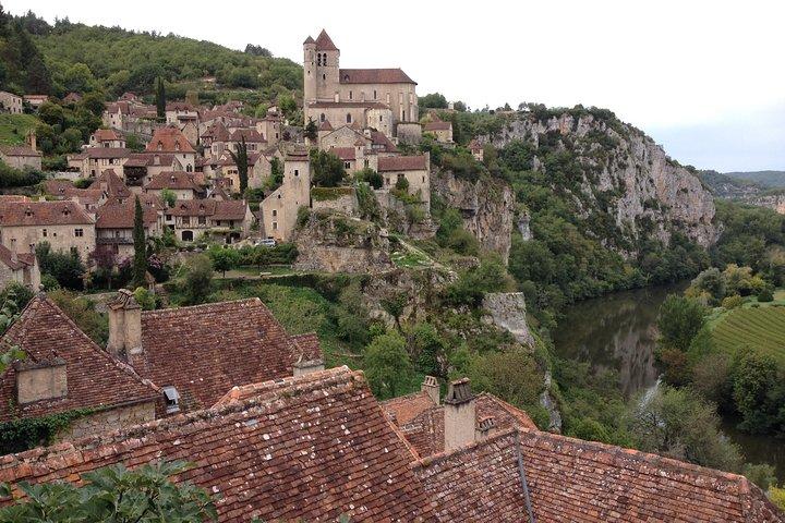 Visite de St Cirq LaPopie et de la grotte du Pech Merle au départ de Toulouse