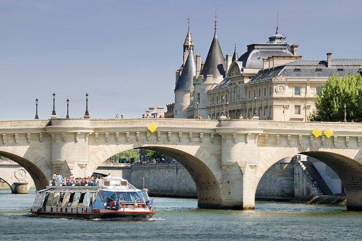 Tour de Paris avec déjeuner à la Tour Eiffel et croisière sur la Seine