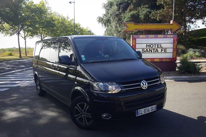 Euro Disney - Transfert par navette privée CDG (One Way)