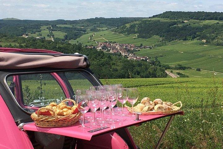 Exploration insolite des terroirs de Bourgogne en 2CV - à partir de 6 personnes