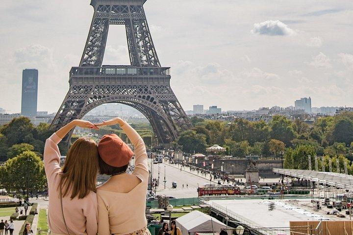 Excursion privée de 10 heures à Paris au départ du Havre (guide officiel à Paris)