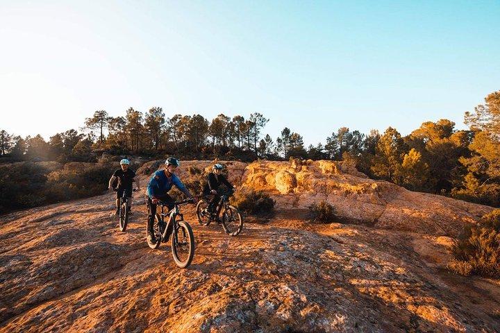 Envie d'aventure ? Réservez votre VTT électrique avec Guide - 1/2 journée