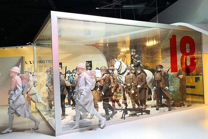 Trajet au départ de Paris pour visiter le Musée de la Grande Guerre à bord d'un Van (4/7 pax)