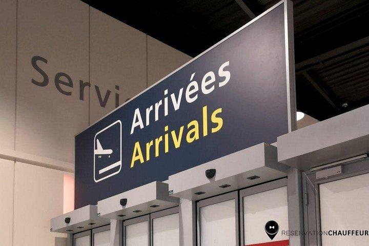 Transfert privé Aéroport d’Orly vers Paris avec chauffeur