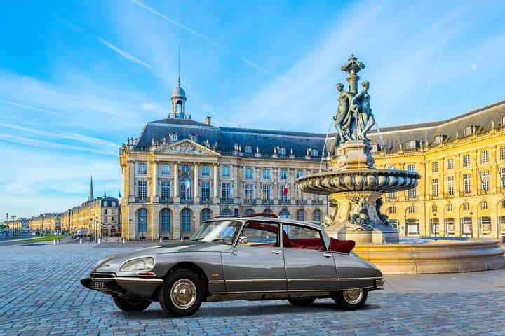 Visite guidée privée de Bordeaux à bord d'une luxueuse Citroën DS - 1 heure