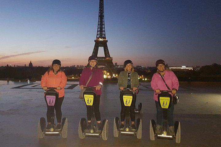 Lever de Soleil à Paris en Segway