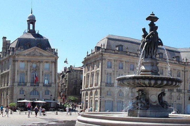 2 heures - Visite privée de Bordeaux avec un guide natif