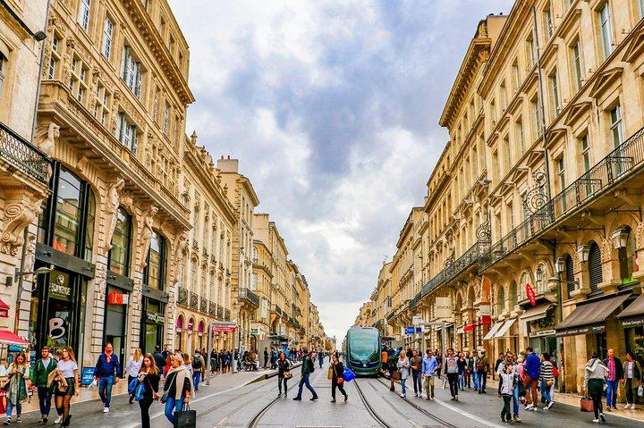 Découvrez les endroits les plus photogéniques de Bordeaux avec un local