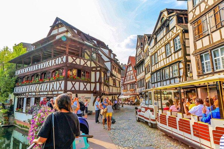 Visite de Strasbourg pour les premiers visiteurs en 60 minutes avec un local