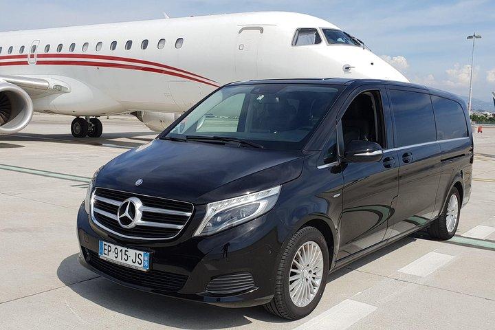 Transfert Van 7 places Premium - Cannes >> Aéroport de Nice