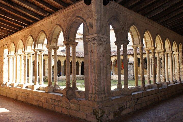 Une journée à Saint-Émilion en tour privé (Berline Premium)