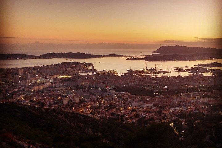 Visite guidée à Toulon : Port provençal et magnifique vieille ville