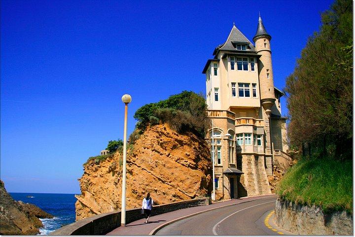 Visite privée de Saint Jean de Luz et Biarritz avec chauffeur et guide en option