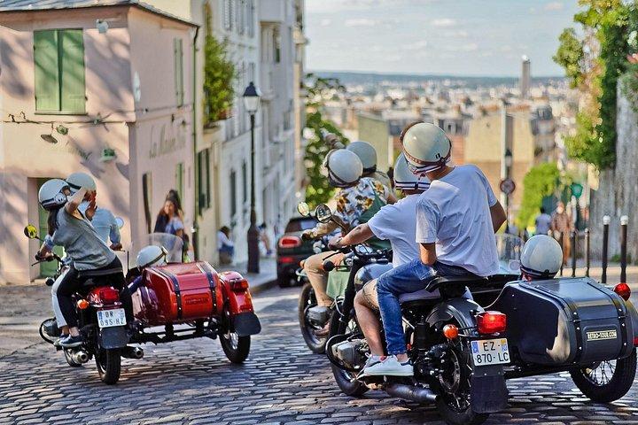 Excursion privée d'une demi-journée à Paris en side-car à moto