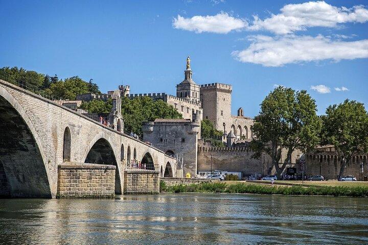 Visite privée à pied d'Avignon avec un guide professionnel