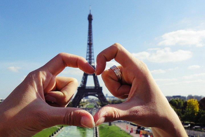 Le côté romantique de Paris (Fall in love again) - Visite privée avec un local