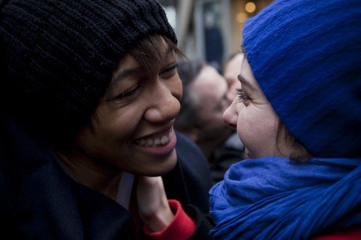 Pride Side (LGBTQ) de Paris lors d'une visite privée avec un local