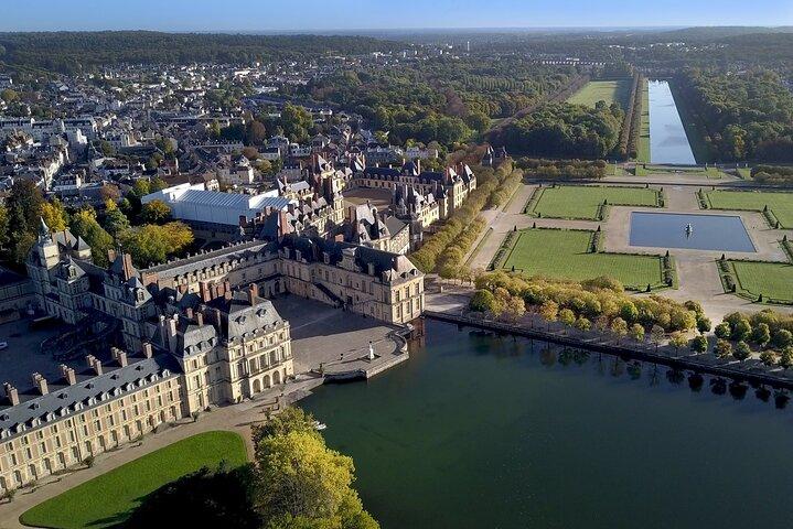 Excursion privée d'une demi-journée : de Paris au château de Fontainebleau