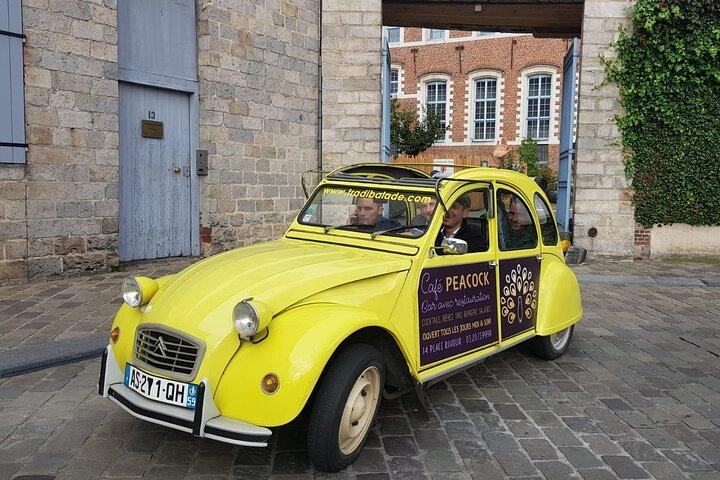 Visite privée de 30 minutes de la ville de Lille en 2CV décapotable