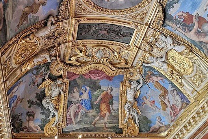 Visite privée du musée du Louvre par Alberto Local Guide et son équipe à Paris