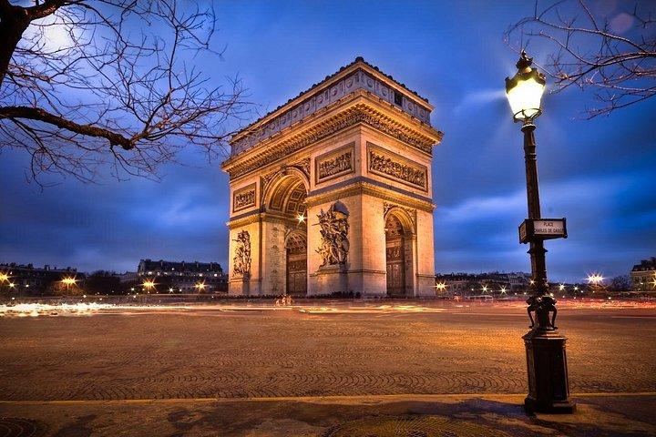 Private Transfer: CDG Airport to/from Reims or Épernay