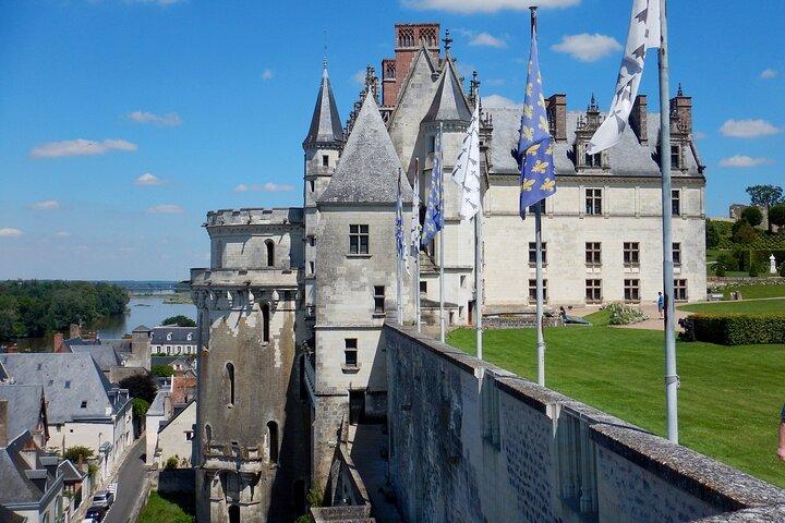 Privé 3 Châteaux de Loire en direct guidé avec dégustation de vins de Paris
