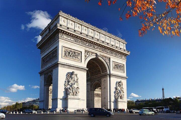 Visite guidée privée d'une demi-journée à Paris