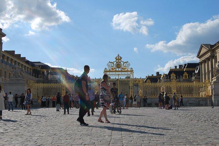 Visite guidée privée d'une demi-journée du château de Versailles avec prise en charge à l'hôtel depuis Paris