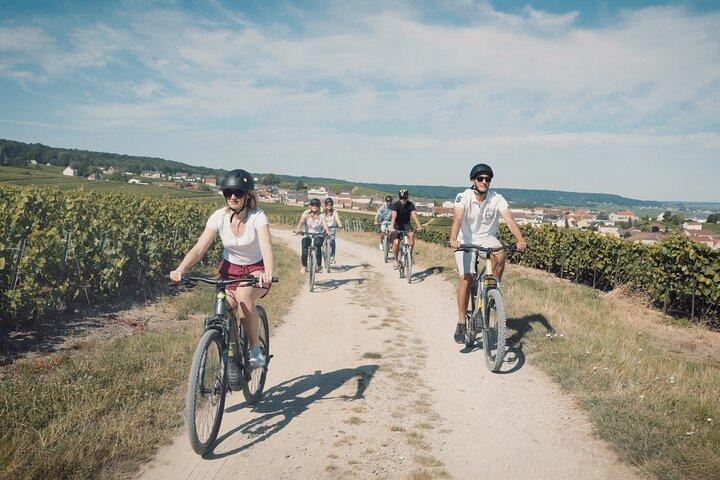 Reims : Demi-journée à vélo en Champagne avec dégustations