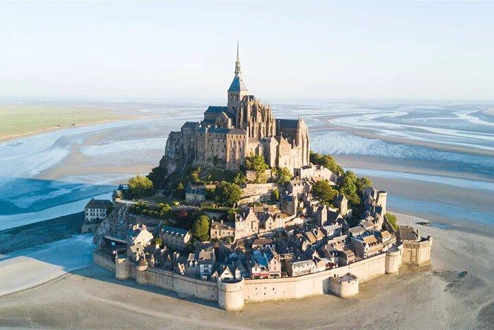 Excursion d'une journée au Mont-Saint-Michel avec un chauffeur local au départ de Rennes - 6 heures