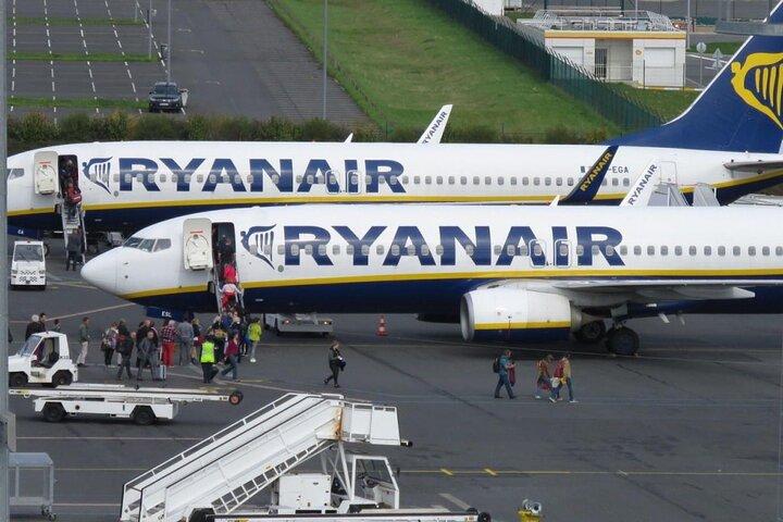 Transfert privé aller simple de Paris à l'aéroport de Beauvais 3 - 6 pass