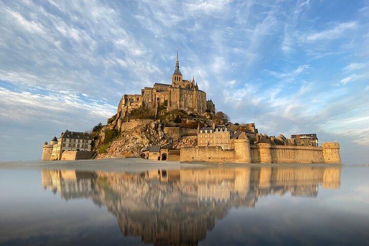 Excursion d'une journée au Mont Saint Michel au départ de Paris avec Guide anglophone