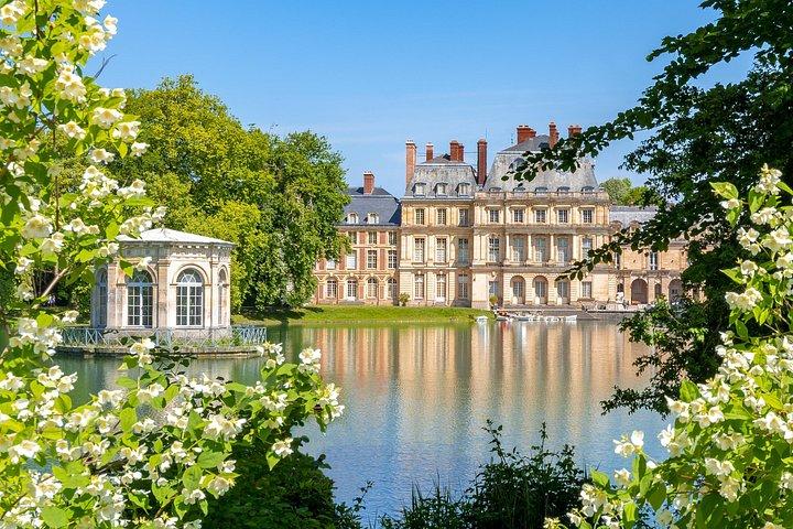 Château de Fontainebleau coupe-file au départ de Paris en voiture