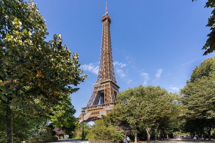 Paris : Visite guidée de la Tour Eiffel en ascenseur