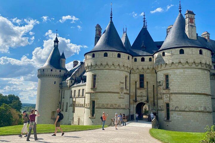 Visite guidée privée de 2 jours des 6 meilleurs châteaux de la Loire au départ de Paris