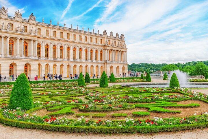 Visite du château de Versailles et accès facultatif aux jardins depuis Paris