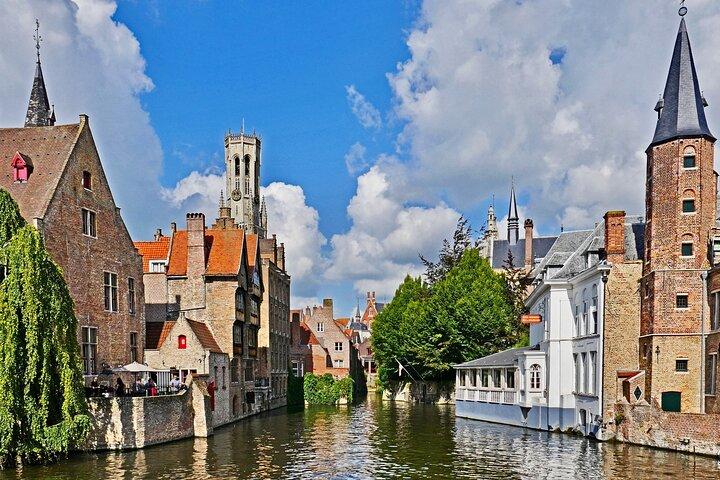 Excursion d'une journée en petit groupe à Bruges en minibus au départ de Paris