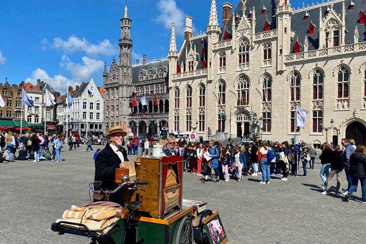 Excursion d'une journée à Bruges, en bateau, avec bière et chocolat au départ de Paris